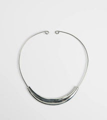 Sleek And Classic Circle Collar Necklace