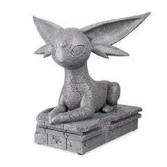 Espeon Pokémon Yard Statue