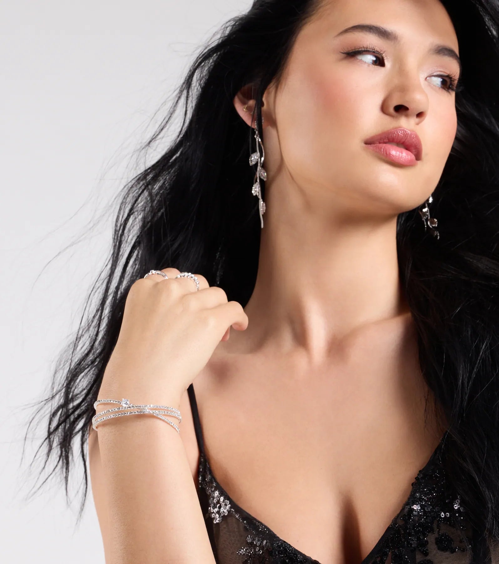 Luxe Invitation Rhinestone Criss Cross Bracelet