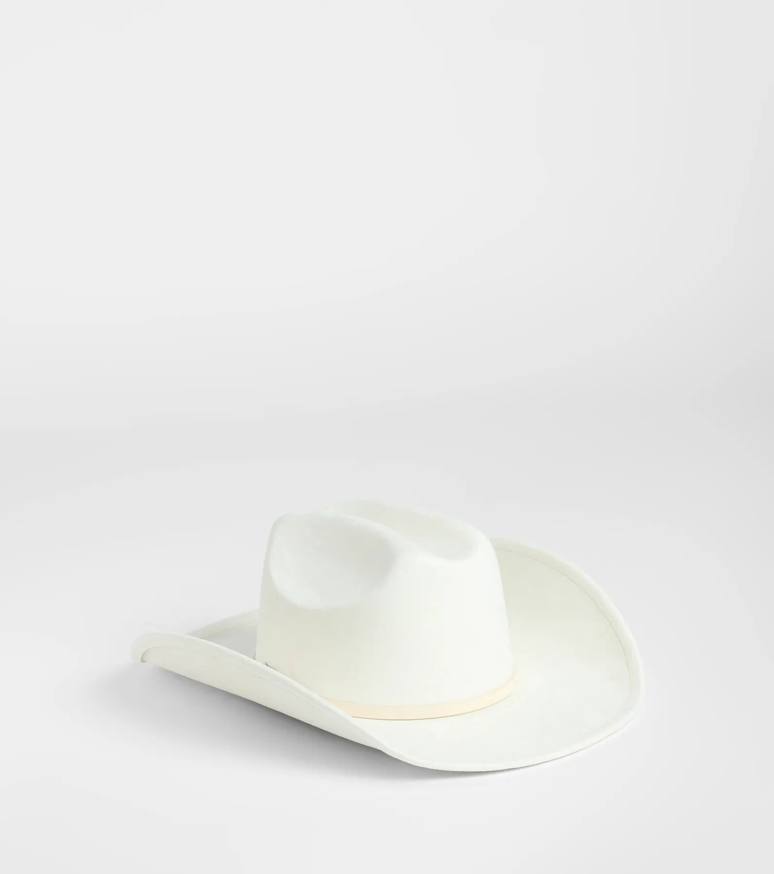 Countryside Chic Buckle Strap Cowboy Hat