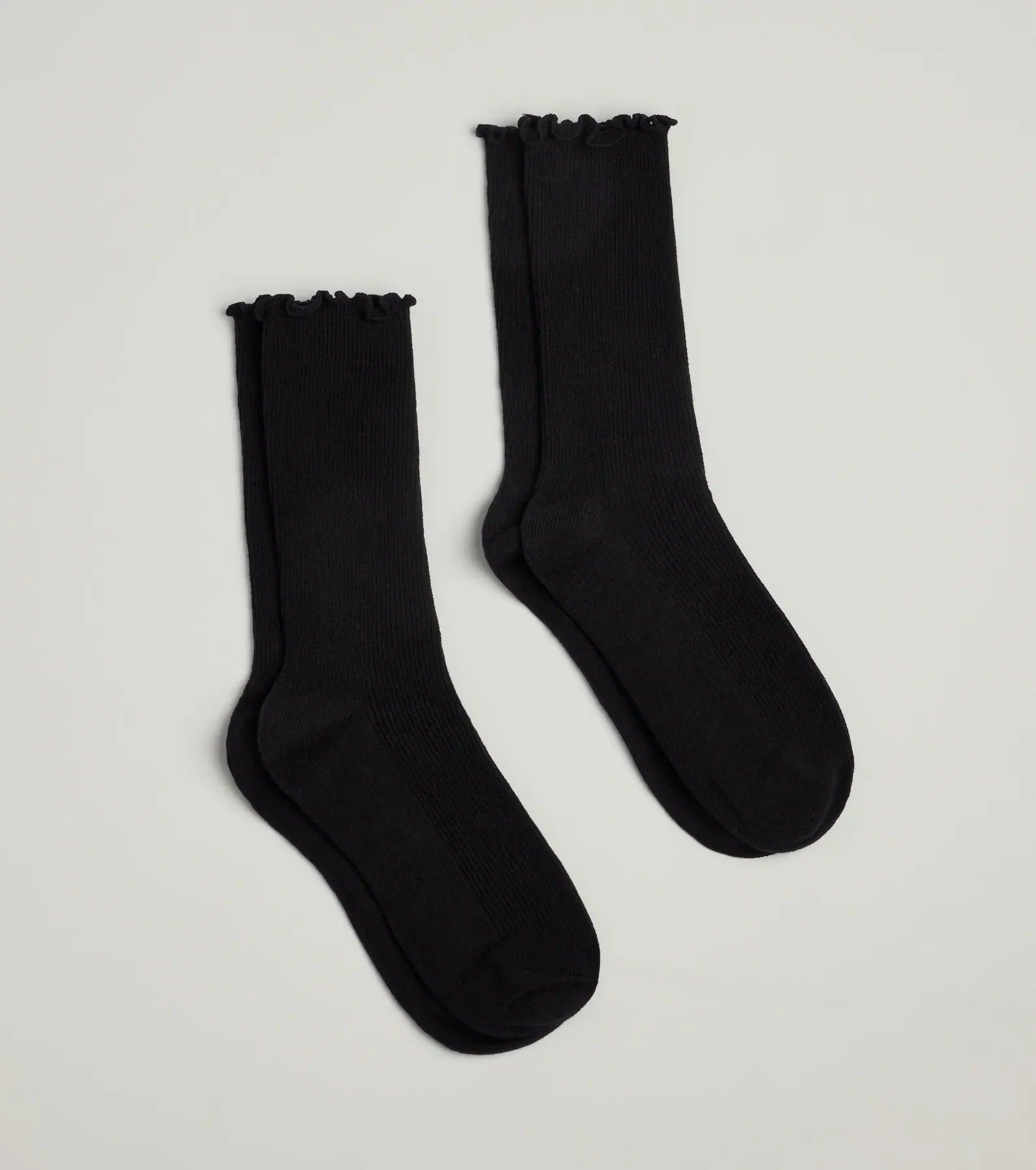 Perfect Set Two-Pack Ruffle Trim Socks