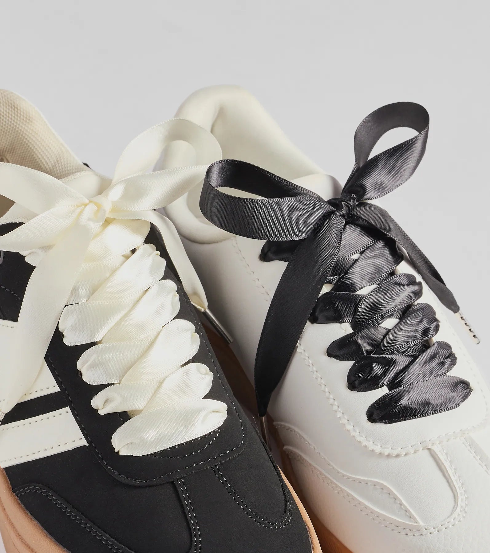 Sleek And Stylish Shoeslaces Two-Pack