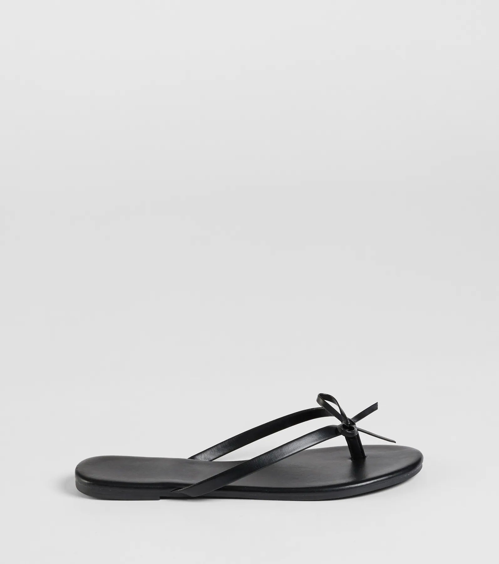 Perfect Pair Bow Detail Thong Strap Sandals