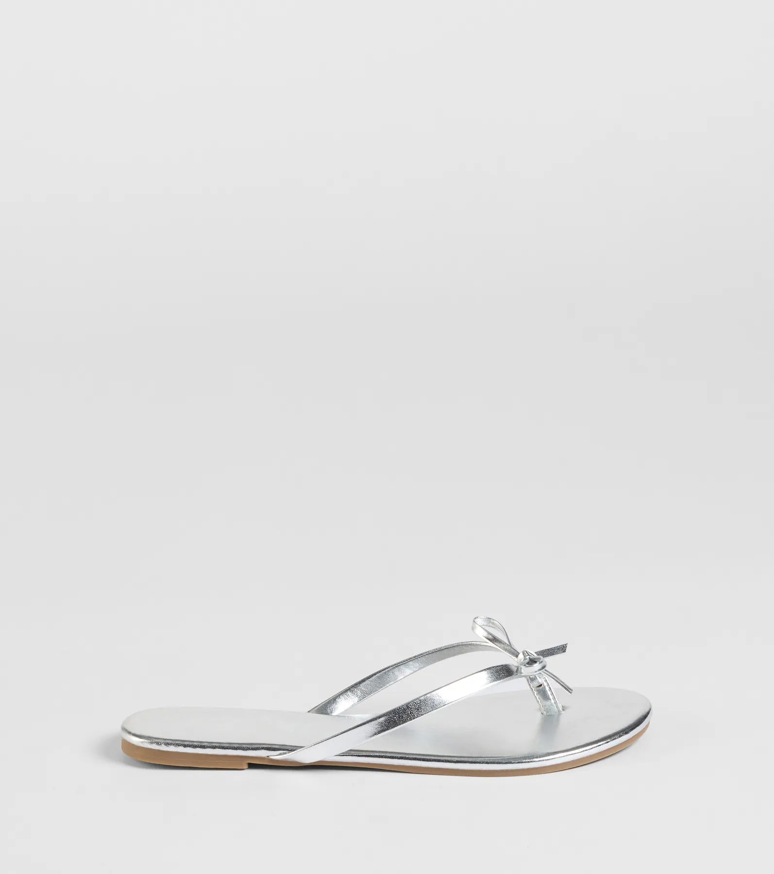 Perfect Pair Bow Detail Thong Strap Sandals